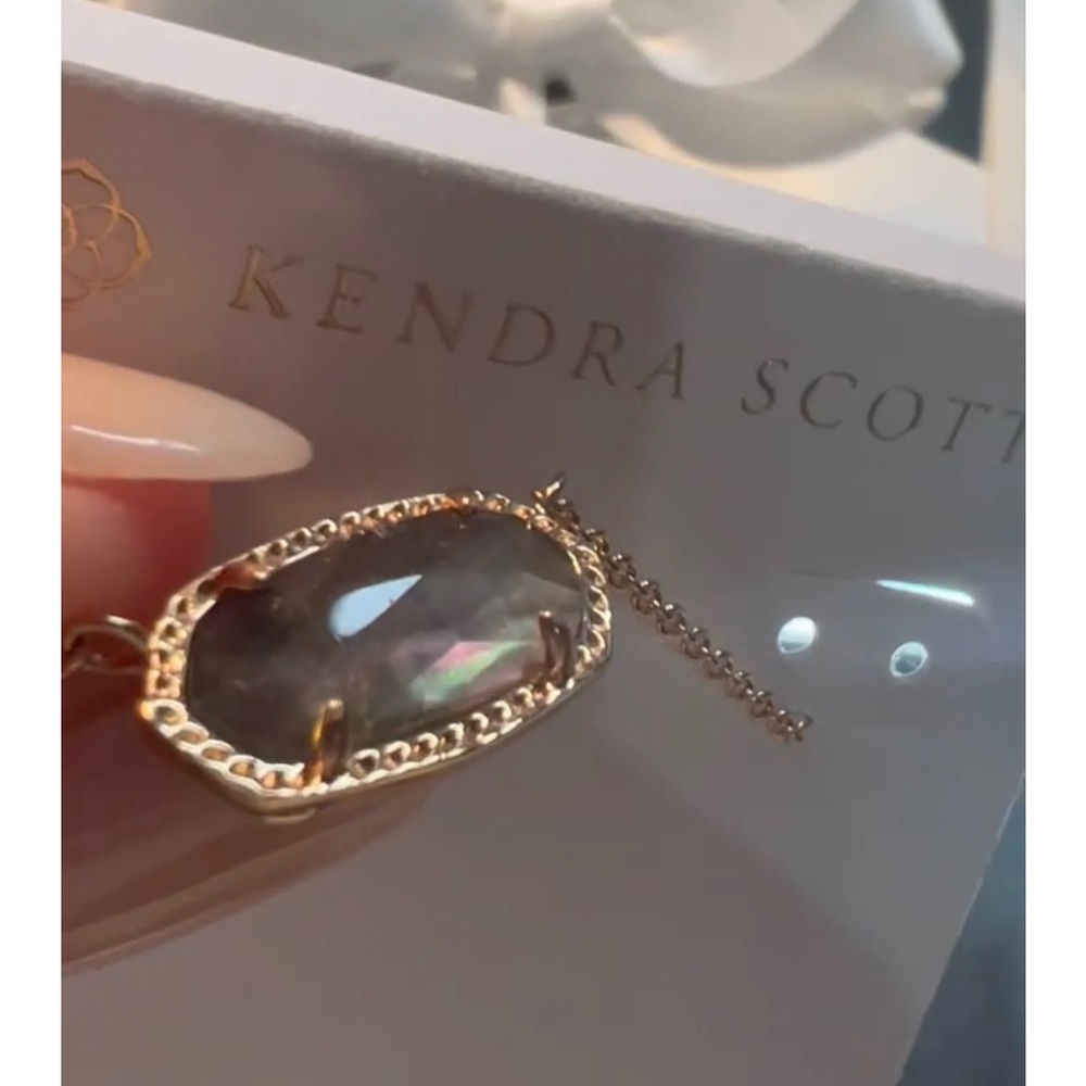 NWT Kendra Scott Retired Elisa Necklace Crystal Gray Illusion & Rose Gold RARE! - Picture 8 of 12